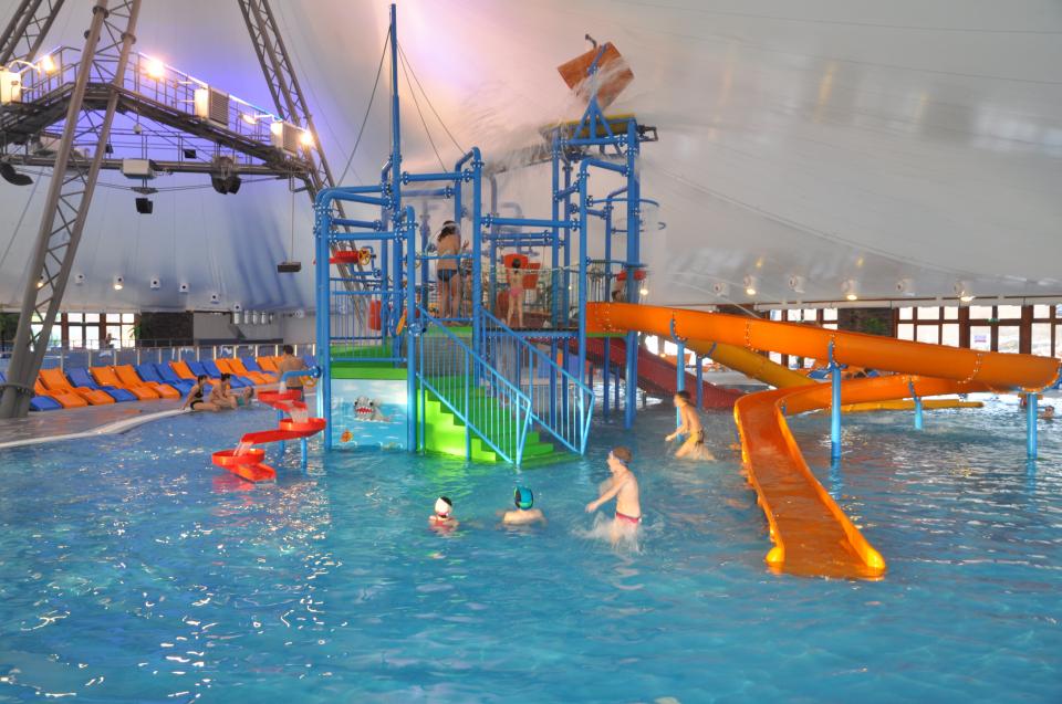 Dodávku bazénové technologie pro GINO PARADISE v Bešeňové zajistil Centroprojekt